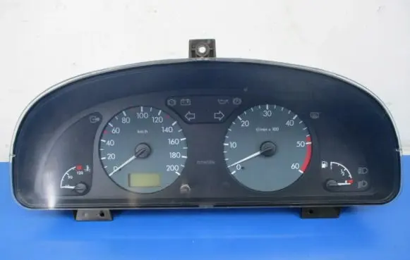 Citroen Xsara Picasso Speedometer (instrument cluster)