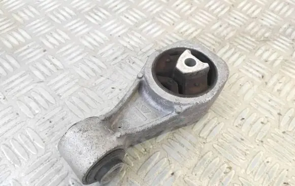 Nissan Juke I F15 Engine mount bracket 113501KC0A 201401196