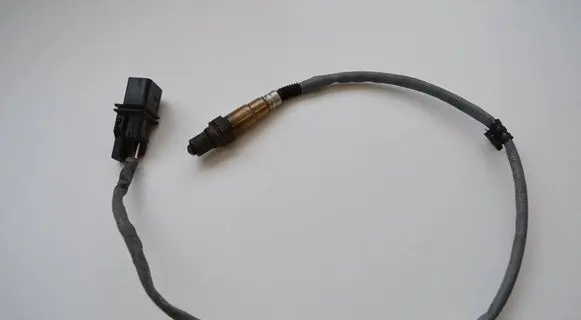 Mercedes-Benz C W203 Lambda probe sensor 0025401817