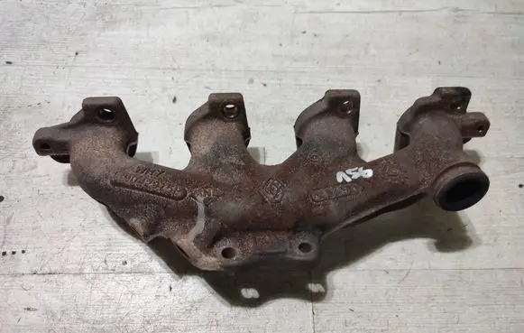 Mercedes-Benz GLA W156 Exhaust manifold