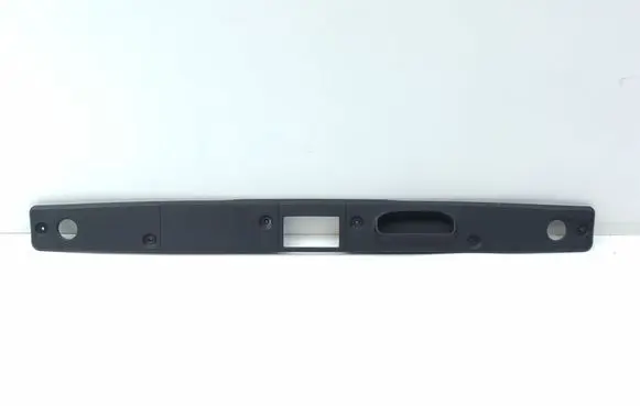 Mercedes-Benz E W211 Tailgate trim A2117500193