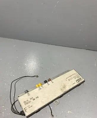 Audi A4 S4 B6 8E 8H Antenna control unit 8E9035225B