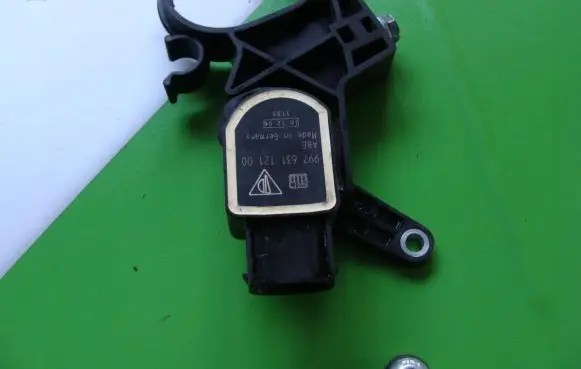 Porsche 997 Headlight/headlamp level sensor 99763112100