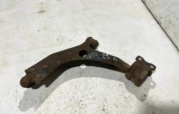 Volvo V50 Front lower control arm/wishbone