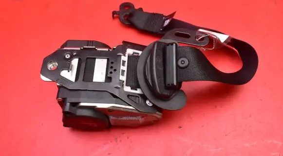 BMW 7 F01 F02 F03 F04 Front seatbelt 625985300A