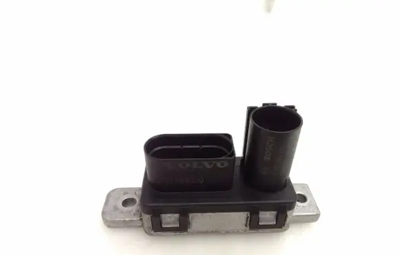 Volvo XC90 Glow plug pre-heat relay 0281003154 31459300