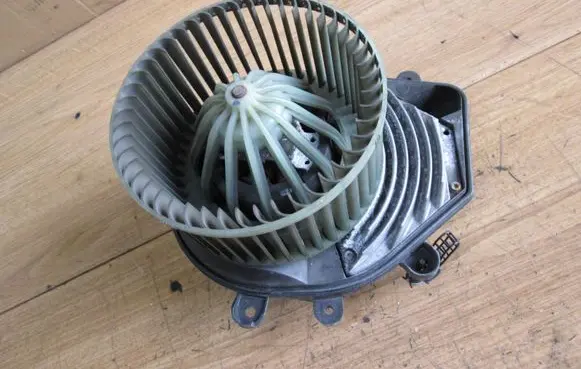 Audi A4 S4 B5 8D Heater fan/blower 740221233F 8D1820021