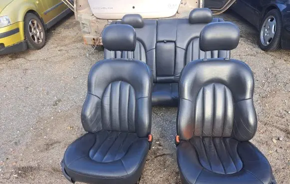 Chrysler 300M Seat set 