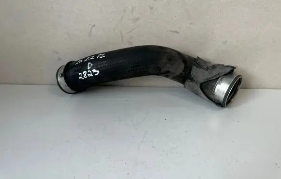 Mercedes-Benz E W211 Intercooler hose/pipe A2115281282