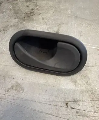 Renault Master III Front door interior handle 21029310580