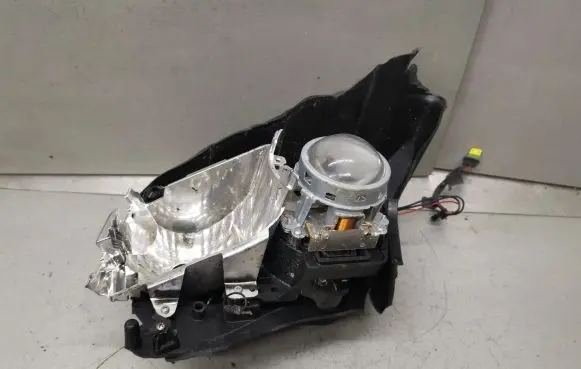 Ford Mustang V Headlight/headlamp DR3313005A