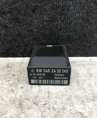 Coolant fan relay