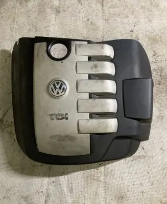 Engine cover (trim)