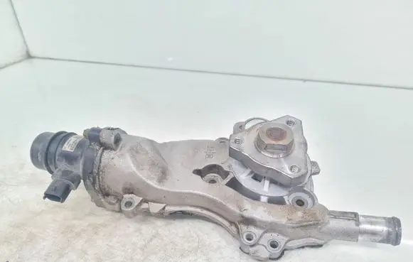 Opel Corsa E Water pump 55593033 VP0151 1773