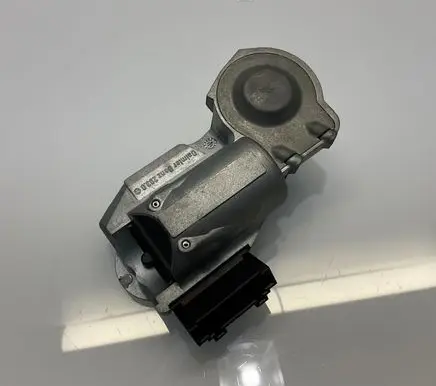 Mercedes-Benz E W211 Steering wheel lock A2034621130 2034621130