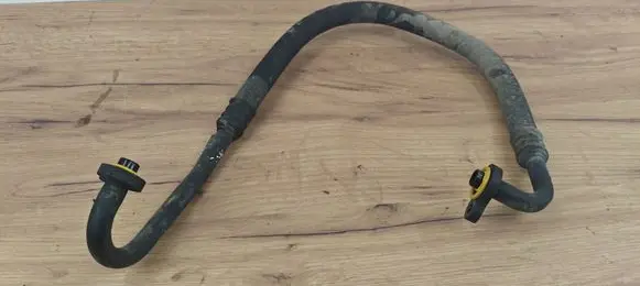 Volvo XC70 Air conditioning (A/C) pipe/hose 