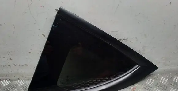 Tesla Model Y Rear side window 162116200B