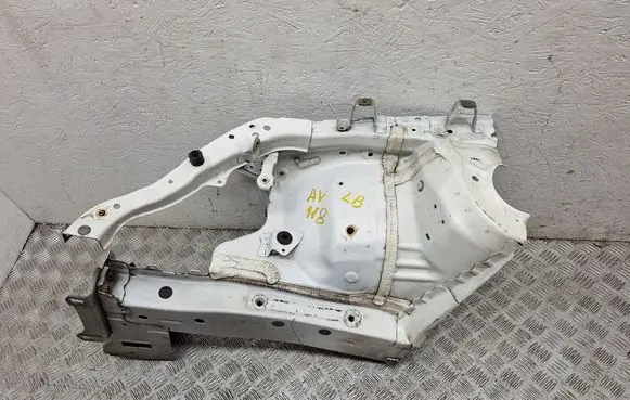Toyota Avensis T270 Front side member 5370105080