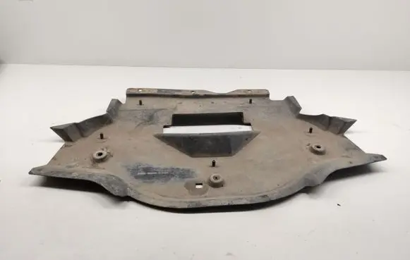 Mercedes-Benz X-class W470 Engine splash shield/under tray 508435XA0A