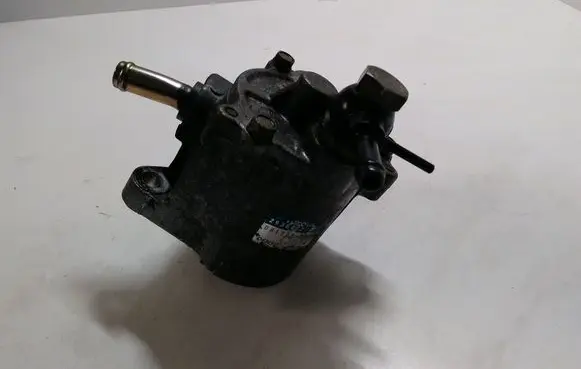 Toyota Corolla E120 E130 Vacuum pump 2930027010 0810002590