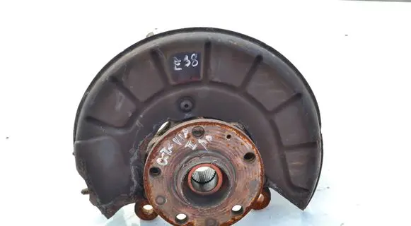 Skoda Octavia Mk2 (1Z) Front wheel hub spindle knuckle 