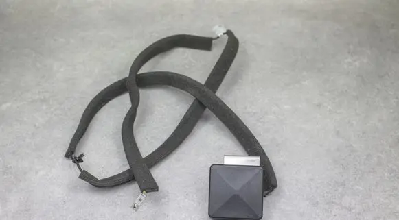 Nissan Leaf I (ZE0) Bluetooth antenna 282123NM0A