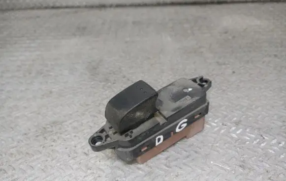 Mazda CX-7 Electric window control switch EH6366380