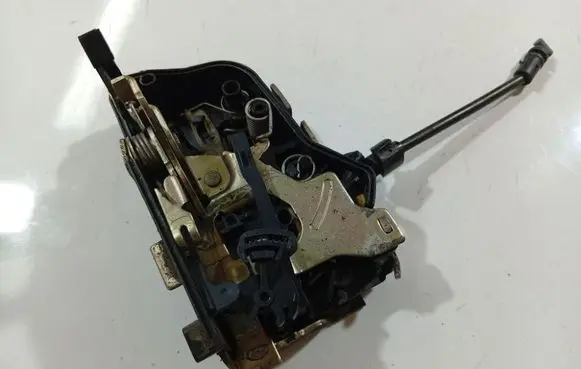 Renault Espace - Grand espace IV Front door lock