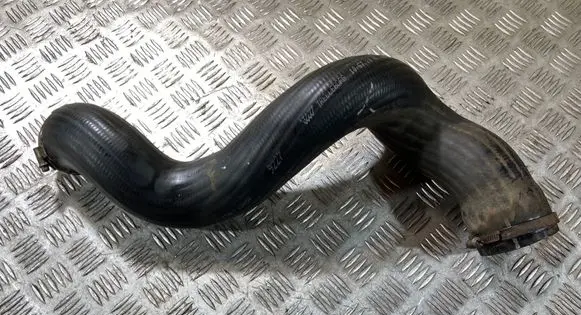 Volvo XC70 Intercooler hose/pipe 30792545