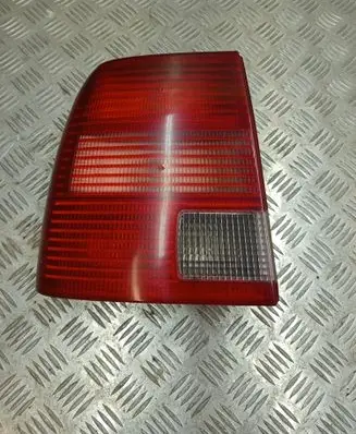 Volkswagen PASSAT B5 Rear/tail lights