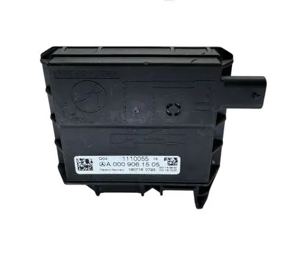 Mercedes-Benz E W213 Battery relay fuse a0009061505