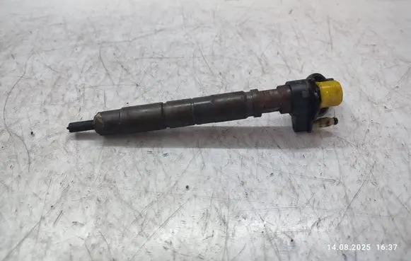 Fuel injector
