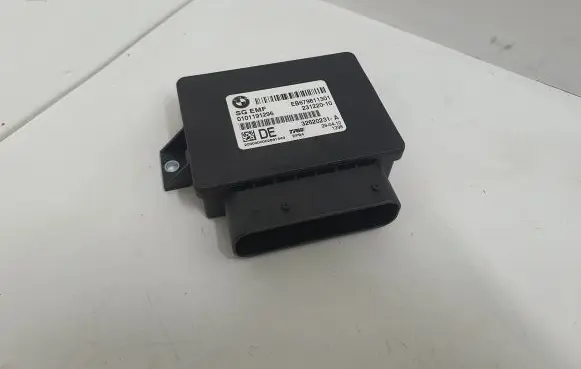 BMW 5 F10 F11 Rear brake EMF control unit/module 6798113 34436798113 34436887358