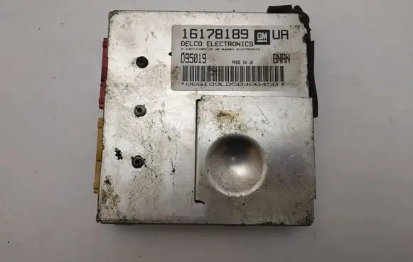 Opel Tigra A Engine control unit/module 16178189 D95019