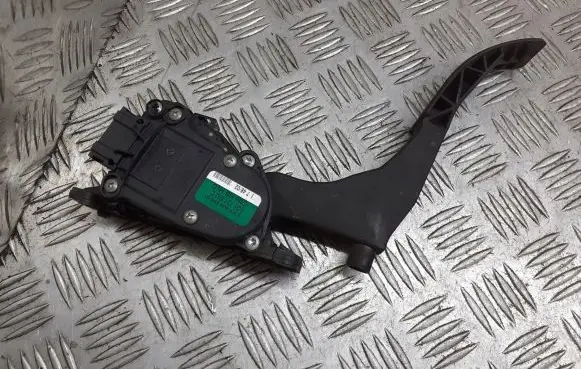 Seat Cordoba (6L) Accelerator throttle pedal 6Q1721503C