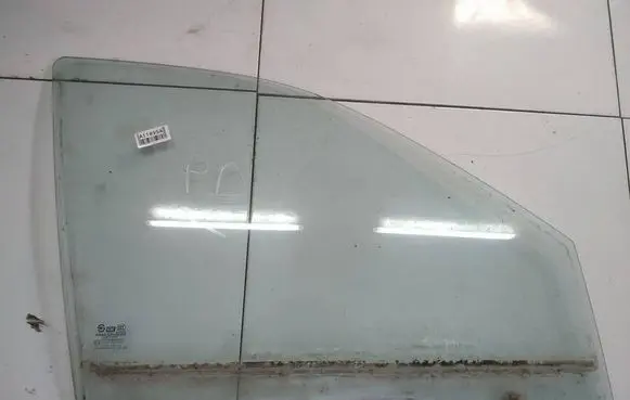 Hyundai Santa Fe Front door window glass four-door AS2