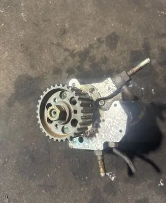 Iveco Daily 35 - 40.10 Fuel injection high pressure pump 0445020008