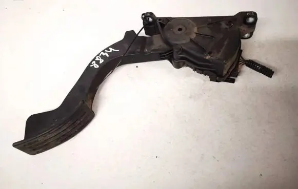 Volvo V50 Accelerator throttle pedal 4m519f836ah 4m51-9f836-ah