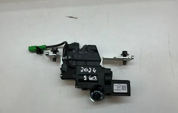 Volvo S60 Seat back rest lock catch 31436463 89198108