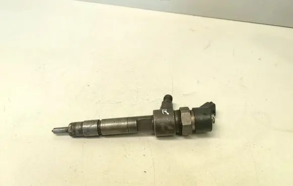 Alfa Romeo 156 Fuel injector 0445110002