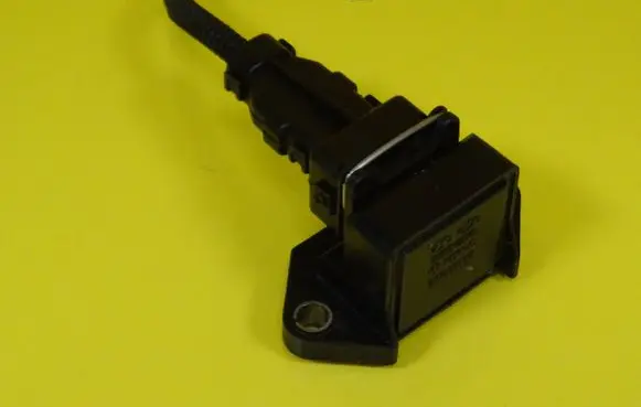 Hyundai Atos Classic ESP acceleration yaw rate sensor 3936022040 9570930001