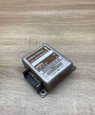 Audi A4 S4 B5 8D Airbag control unit/module 8A0959655B 0285001037