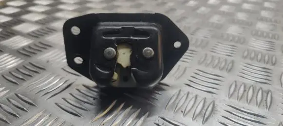 Nissan Juke I F15 Tailgate/trunk/boot lock/catch/latch