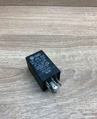 Audi A4 S4 B7 8E 8H Other relay 1J0959485