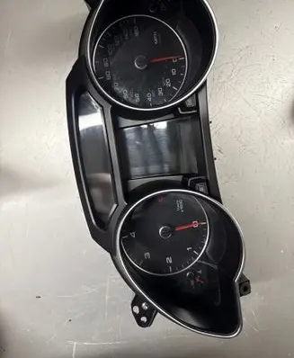 Audi A5 Sportback 8TA Speedometer (instrument cluster) 8T0920982F 503002420504 8T0920900