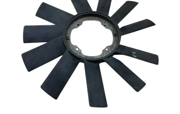 BMW 5 E39 Fan impeller 17233639