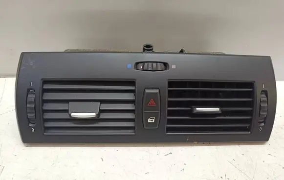 BMW X3 E83 Dash center air vent grill 3415965