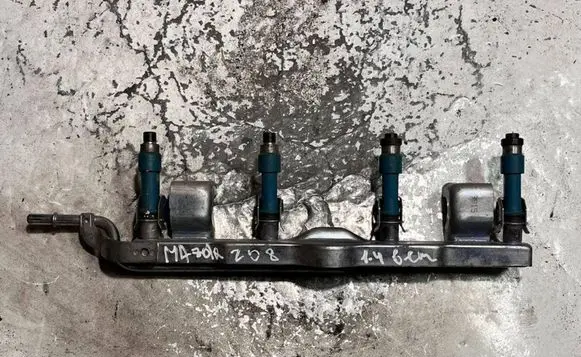 Mazda 2 Fuel main line pipe 9915