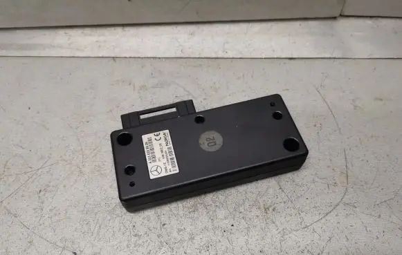 Mercedes-Benz C W203 Phone control unit/module A2038209926