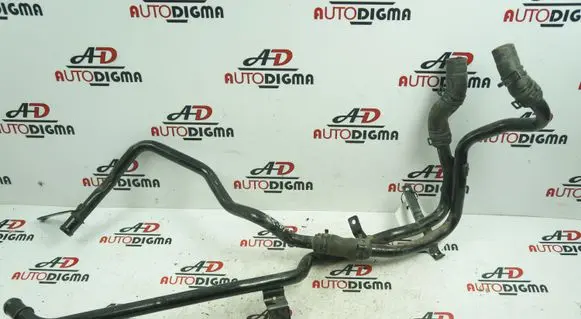 Audi A8 S8 D3 4E Engine coolant pipe/hose 4E0265235